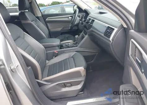 2023 Volkswagen Atlas 3.6L V6 Sel Premium R-Line from USA, damaged, VIN 1V2FR2CA1PC504371